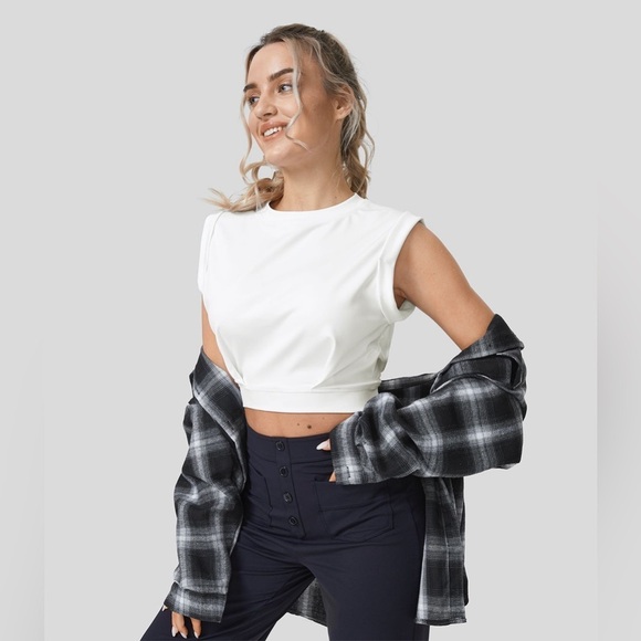 Halara White Crew Neck Sleeveless Cropped Yoga Tank Top | NEW/NWT!!🩶🩶 - Picture 6 of 11